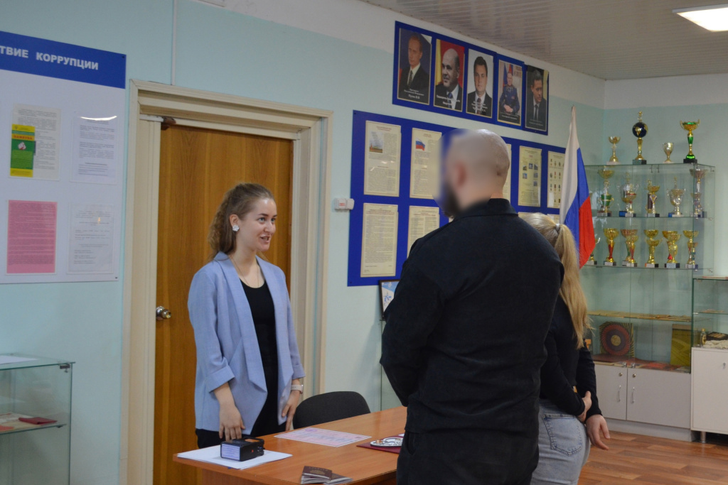 в вологодском СИЗО заключенные сказали "да" своим избранницам СИЗО Вологда: две трогательные свадебные церемонии состоялись за решеткой