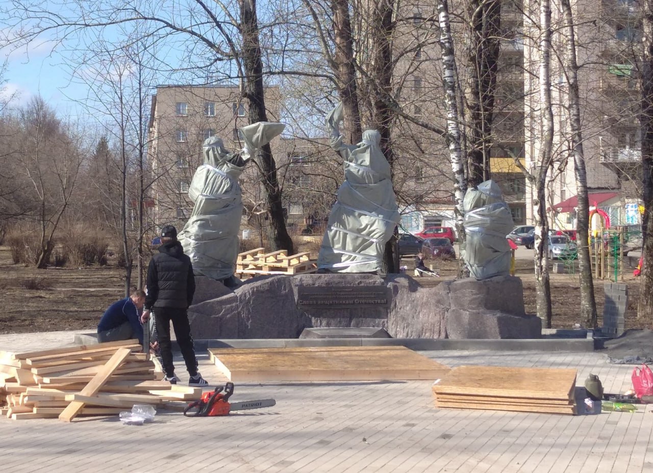 Курсантский бульвар обретает память Курсантский бульвар обретает память