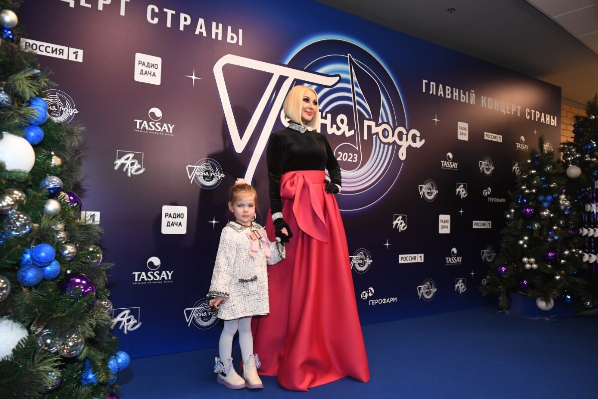звездная жизнь Лера Кудрявцева с дочерью