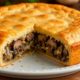 заливной пирог с капустой, грибами и фаршемй