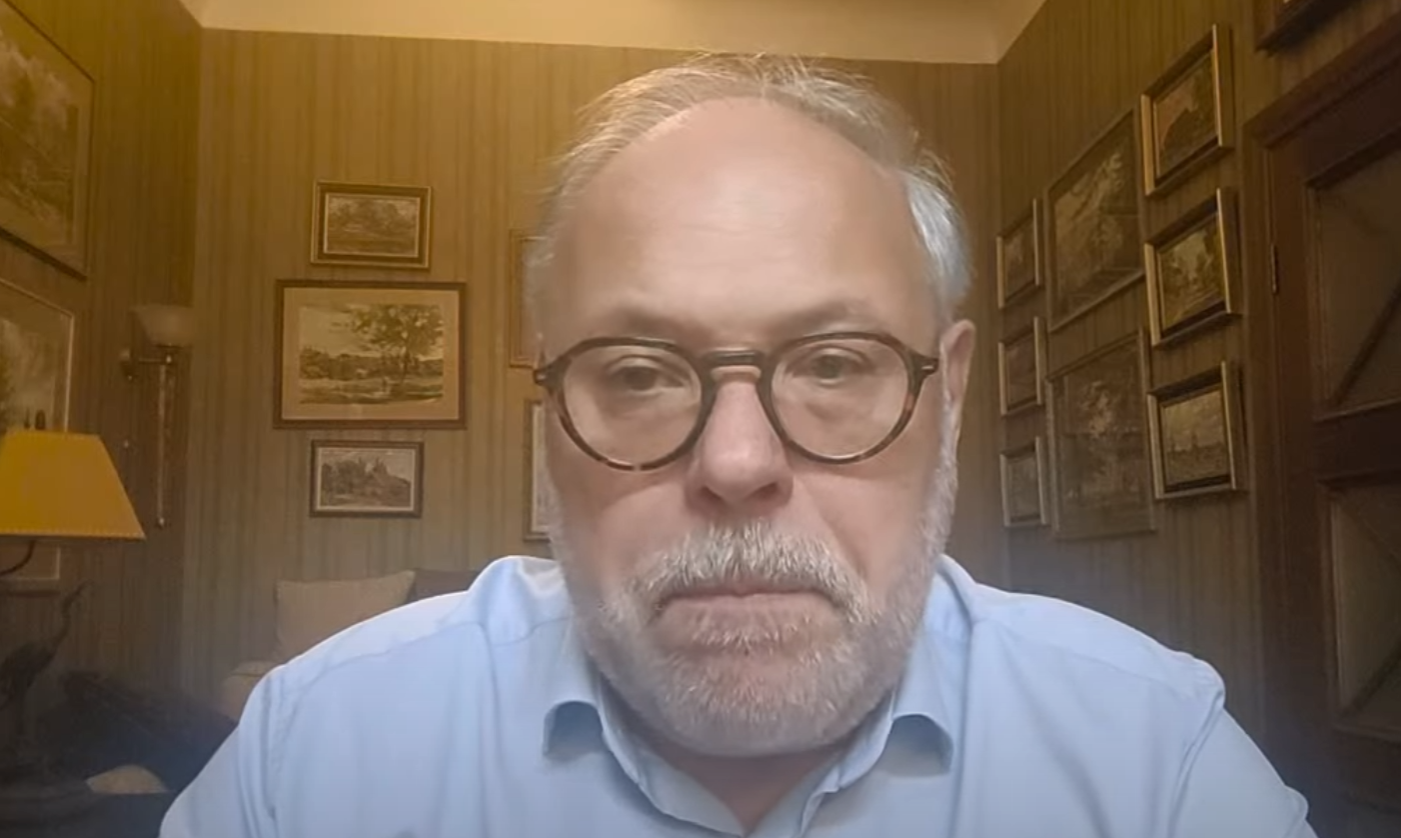 экономист Михаил Хазин
