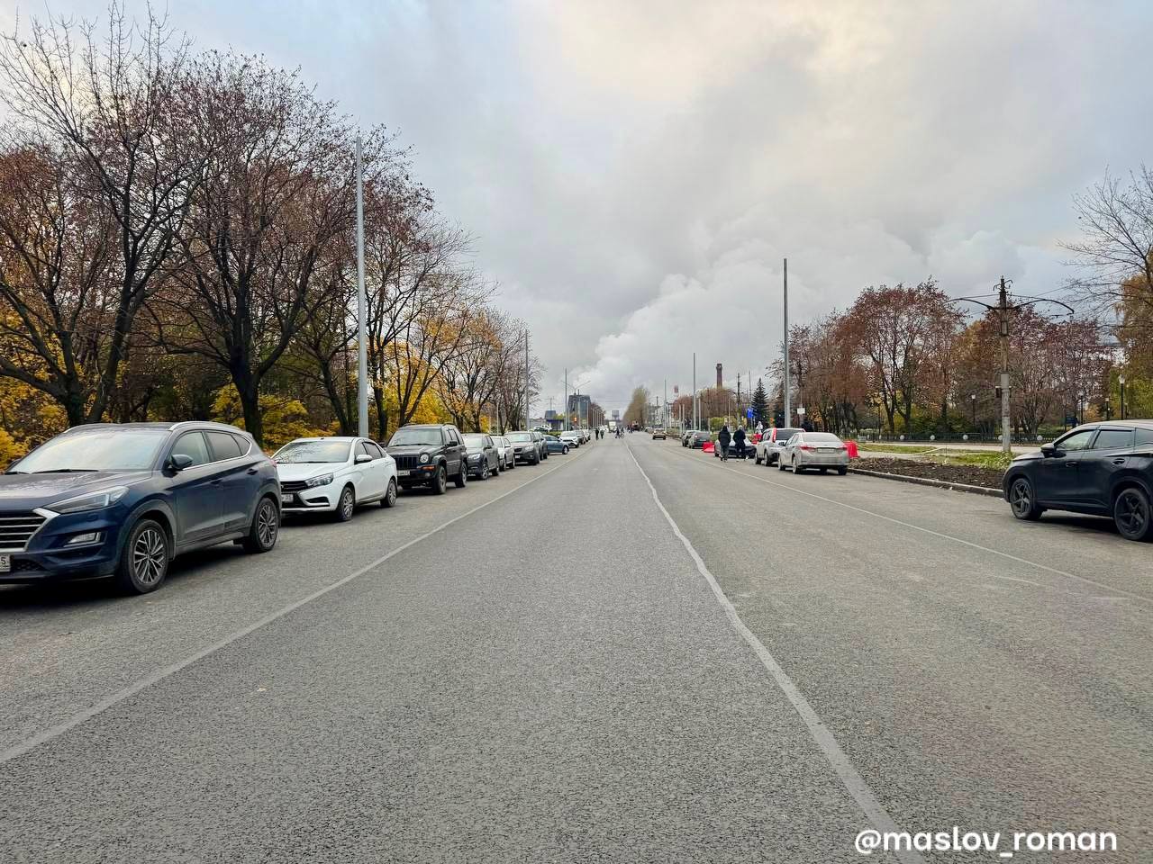 Новый асфальт на улице Мира в Череповце Новый асфальт на улице Мира в Череповце