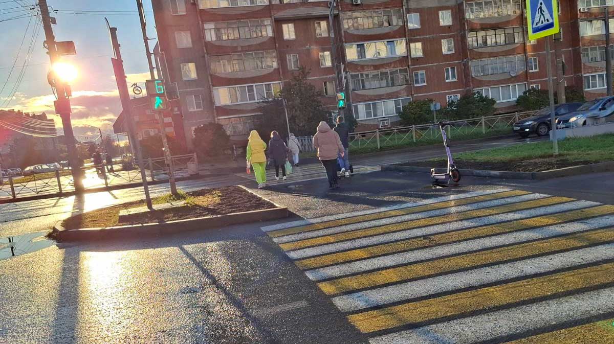 пешеходные-переходы В Череповце обустроили более удобные пешеходные переходы для маломобильных горожан