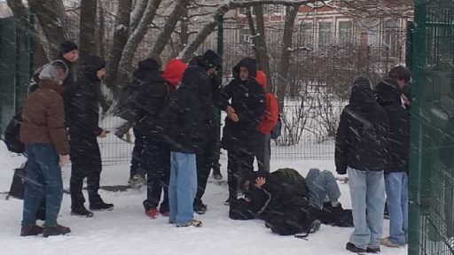 в Соколе подростка избили сверстники