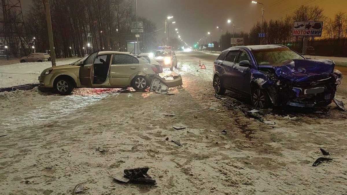 В Череповце два смертельных ДТП из-за непогоды