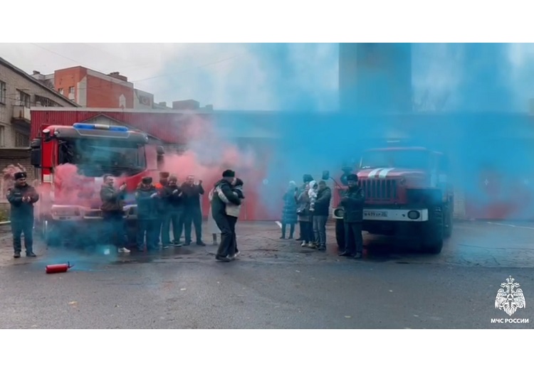 Гендерная вечеринка у череповецких спасателей