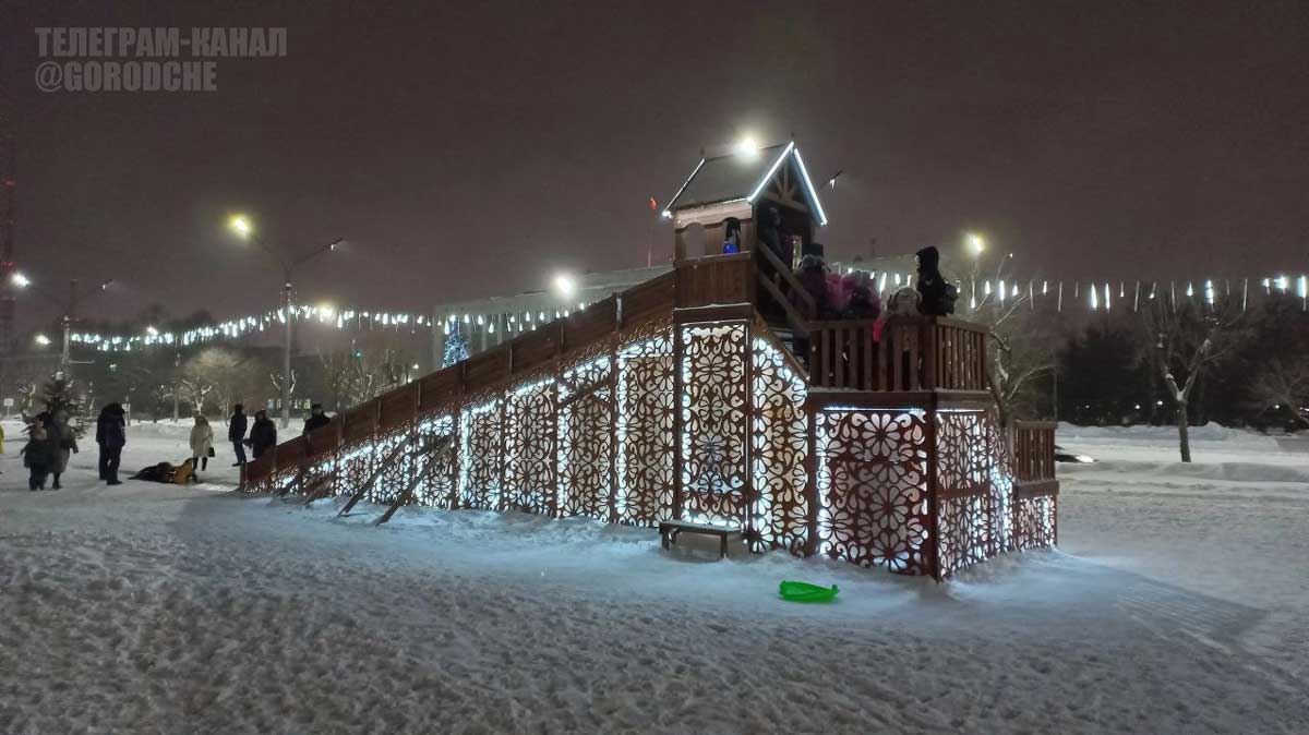 Деревянные горки откроют 10 декабря