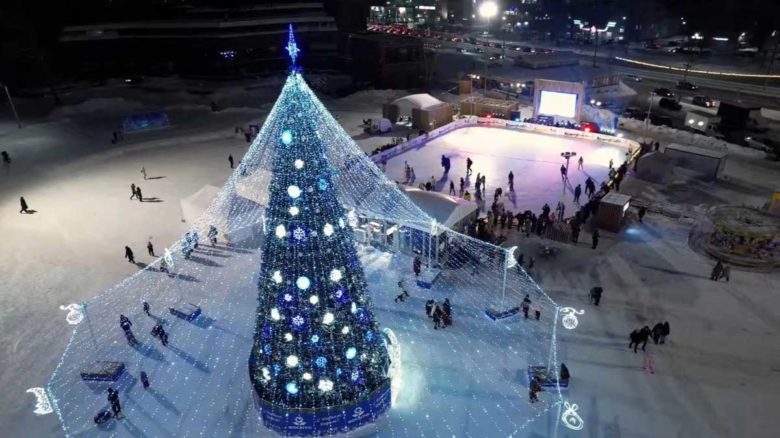 В Череповце к зимним праздникам установят 11 новогодних елей и оформят 32 площадки