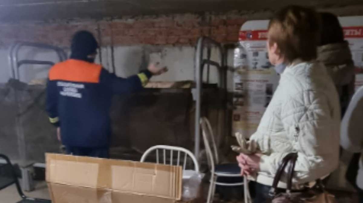 В Череповце проверили готовность подвалов к использованию в случае чрезвычайных ситуаций