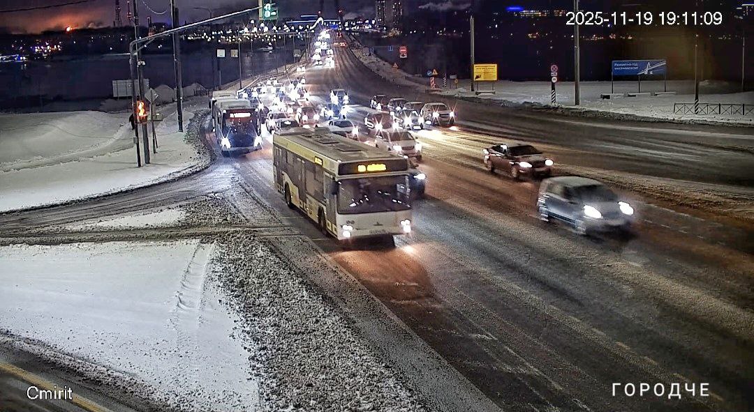 Съезд с моста в Зашекснинском районе