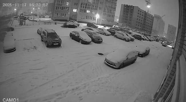 В Череповце коммунальные службы переведены на усиленный режим из-за затяжного снегопада