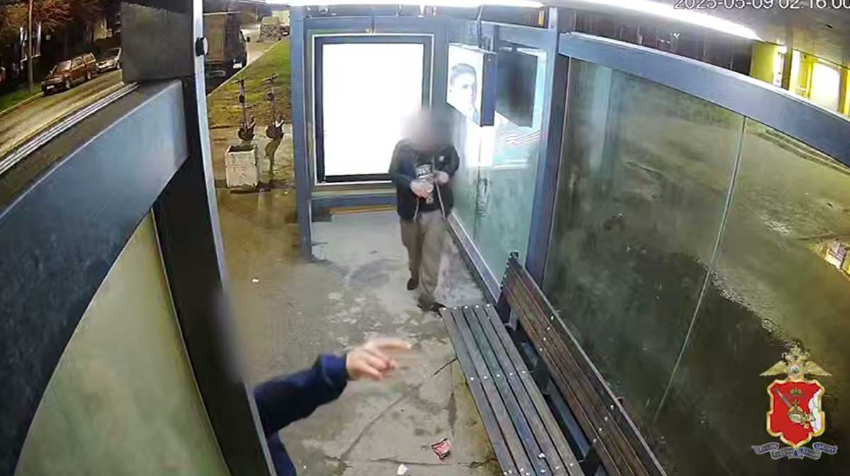 Власти предложили публично выявлять вандалов и усилить защиту остановок