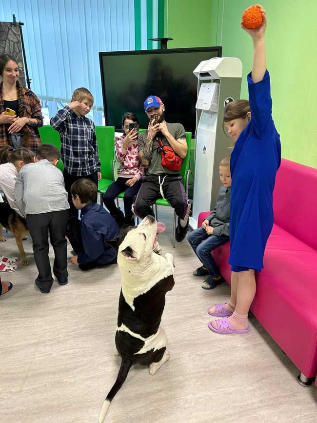 В социальном центре «Росток» прошла встреча с участником телепроекта «Давай поженимся»