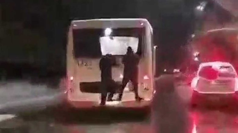 В Череповце вновь зафиксированы случаи зацепинга среди подростков