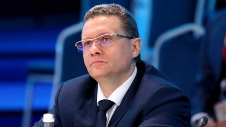 Георгия Филимонова пригласили на хоккейный матч в Череповце