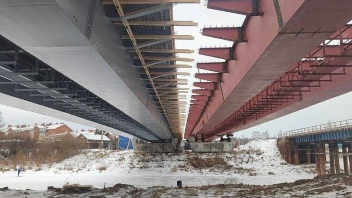 Рабочий погиб на строительстве моста в Вологде