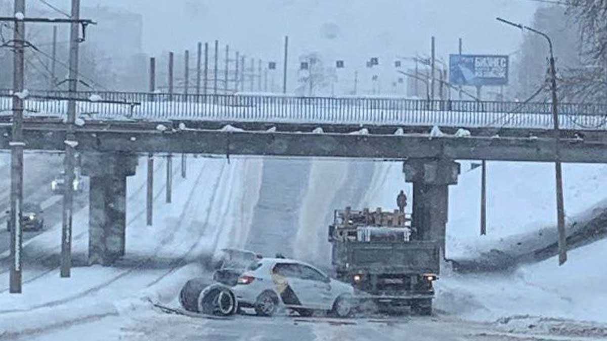 В Череповце вновь перекрывали движение на проспекте Победы