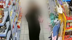 Воровка не стеснялась камер