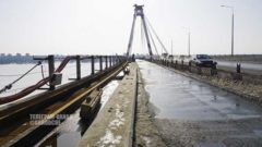 Андрей Накрошаев проверил ход ремонта Октябрьского моста