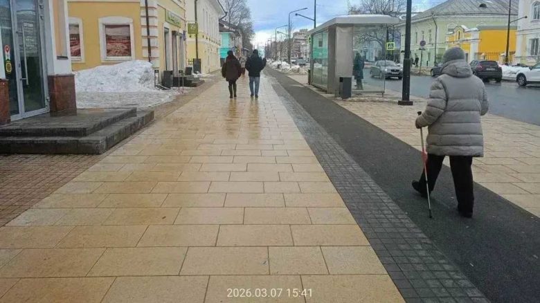 Советский проспект в Череповце привели в порядок после снегопадов