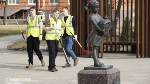 В Череповце стартовали субботники