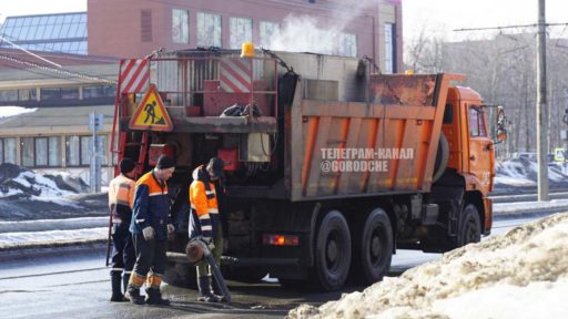 В Череповце стартовал сезон ямочного ремонта дорог