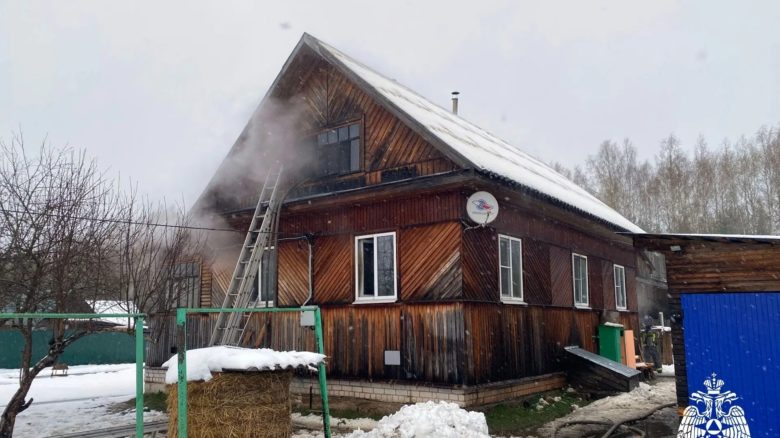 Дом после пожара