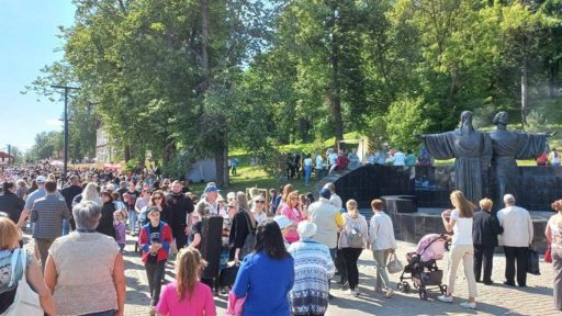 сцены для уличных музыкантов