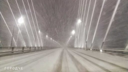 В Вологодской области объявлено штормовое предупреждение из-за снегопада