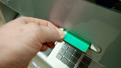 Мошенники часто достигают цели