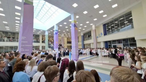Последний звонок прозвенел для тысяч выпускников Череповца