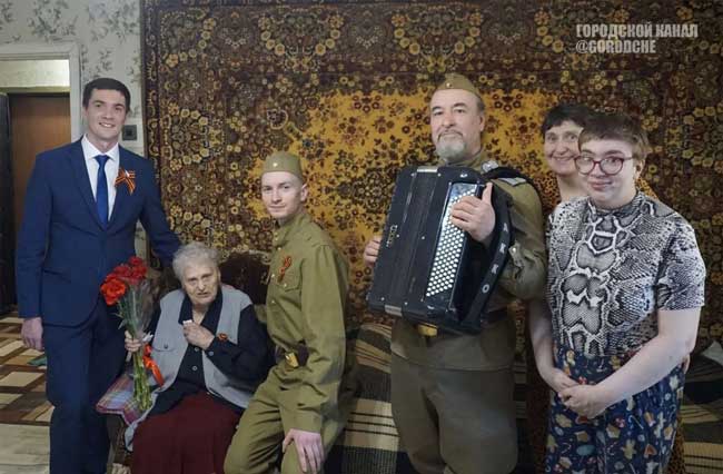 В Череповце ветеранов поздравляют адресно: в городе осталось 13 героев войны