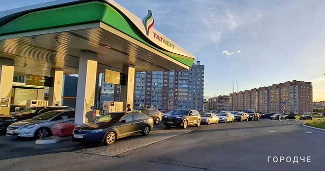 В Череповце сохраняются ограничения на продажу бензина АИ-95