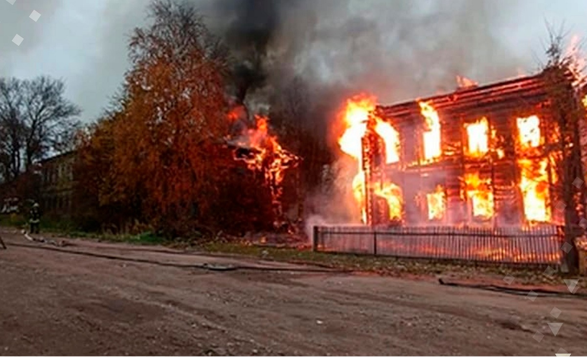 Дом сгорел с вещами