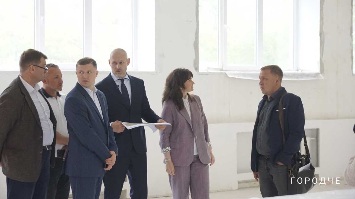 Школа №27 в Череповце готова к открытию на 70%