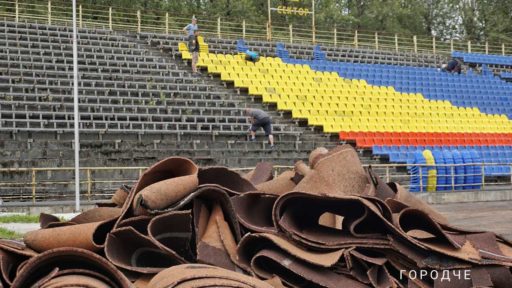 В Череповце стартовала реконструкция стадиона с обновлением трибун и поля