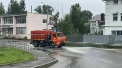 Череповец вновь направил коммунальную технику на уборку Белозерска