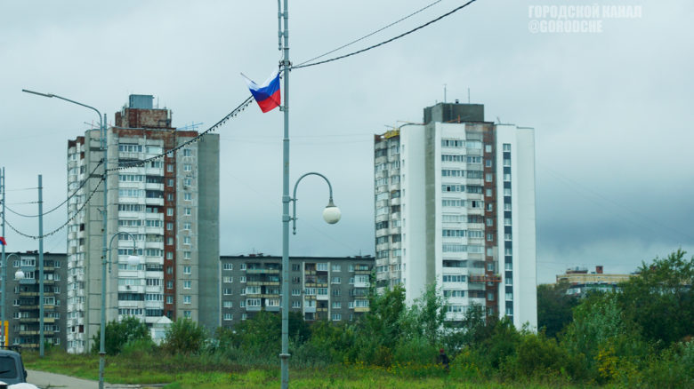 В Череповце обновляют фасады высоток на Набережной у Ягорбы