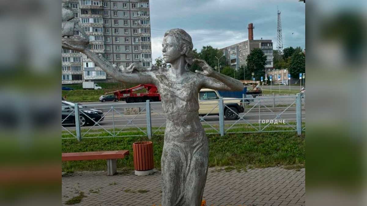 Набережную у скульптуры Ассоль в Череповце обновят до конца года