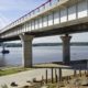 Участок набережной под Октябрьским мостом готов на 40%