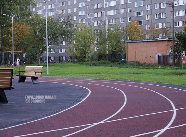 У школы №28 в Череповце открыли новый ФОКОТ