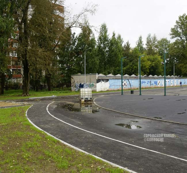 У школы №28 в Череповце открыли новый ФОКОТ