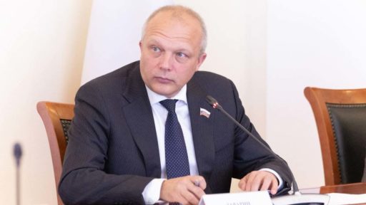 Роман Заварин