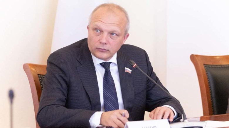 Роман Заварин