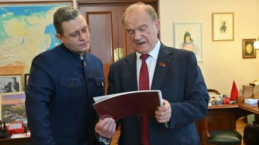 Геннадий Зюганов может посетить Череповец и посмотреть на памятник Сталину
