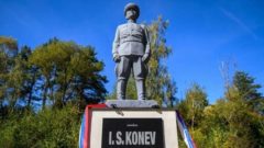 Памятник маршалу Ивану Коневу открыли в Словакии
