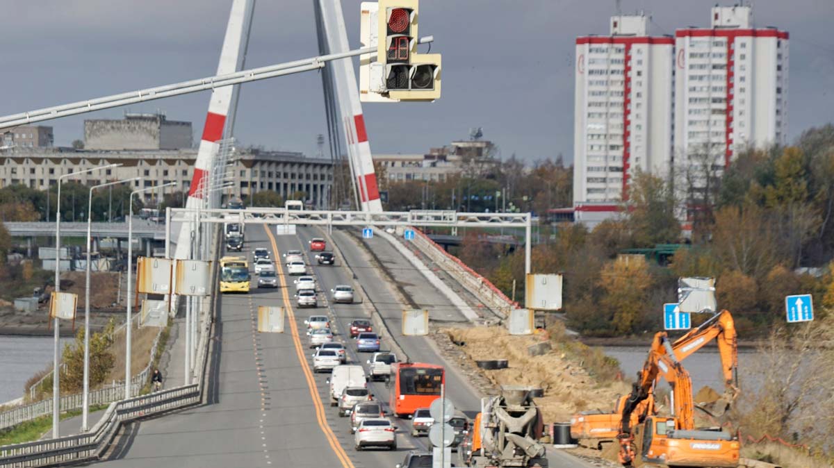 Октябрьский мост в Череповце будут перекрывать три ночи подряд