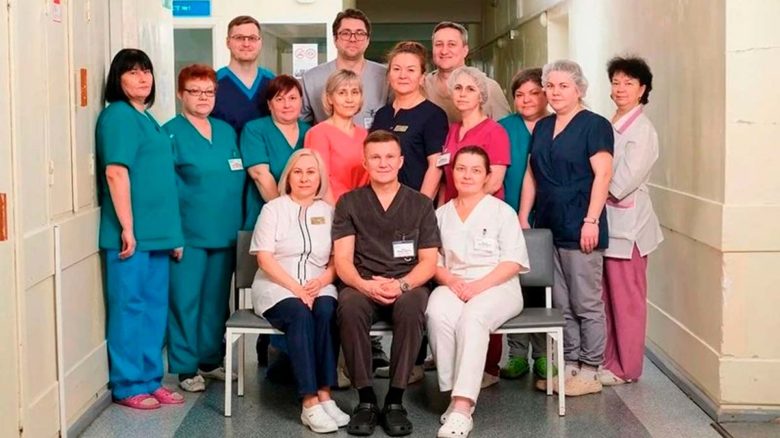 В Череповце 100-летней женщине провели операцию после перелома шейки бедра